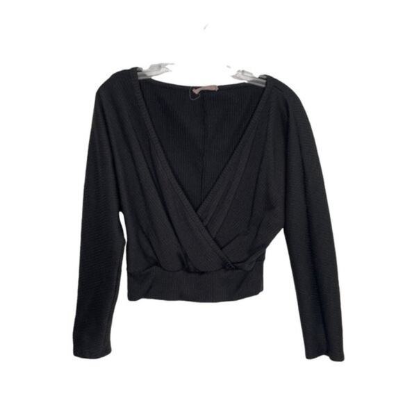Mezzanine Womens Top Size M Black Long Sleeve V-Neck Unlined Semi Cropped - Picture 1 of 13